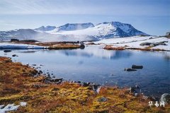 2025男孩五行缺木缺水取名,男孩名缺木缺水简单好听