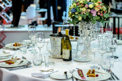 黄历词语：穿屏扇架是什么意思